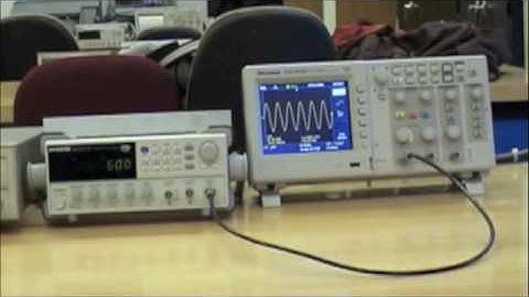 How to use a Function Generator and Oscilloscope