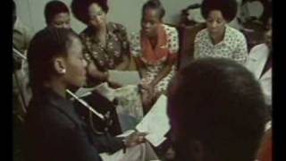 Mahotella Queens - Umculo Kawupheli (1973) chords