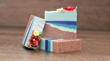 SUPER SHORT: Making Island Paradise Cold Process Landscape Soap with the Sculpted layers technique