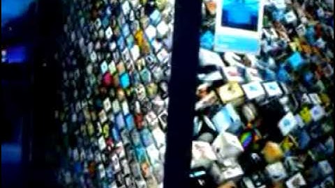 CES 2010 Intel giant multi-touch screen wall (Booredatwork.com)