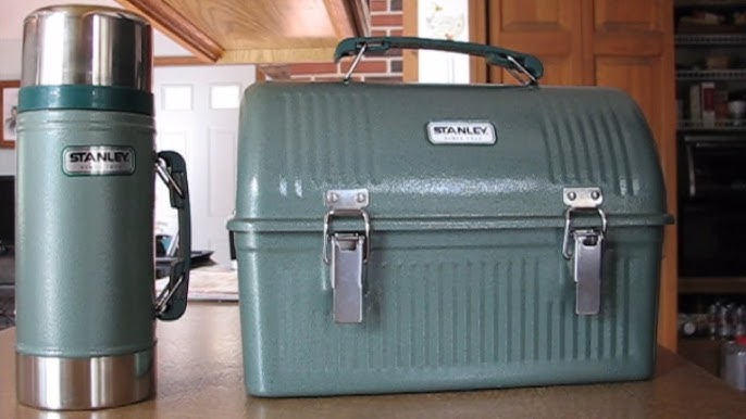 Stanley Classic Lunch Box 5.5 qt Hammertone Green