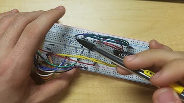 Cmod A7 FPGA Bouncing a ball on a VGA Display