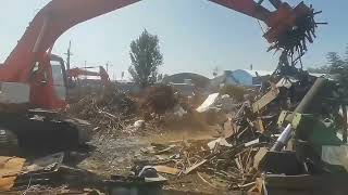TGEC Excavator Scrap Magnet with Hydraulic Generator Product Demonstration