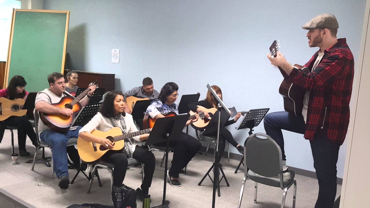 Toronto Guitar School Students Play "Yellow" YouTube