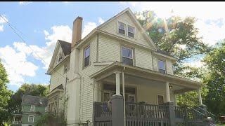 Youngstown police investigating homicide; family looking for victim's missing brother
