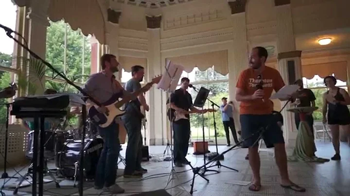 TT House Band - Summer Party 2014 - It's The End O...