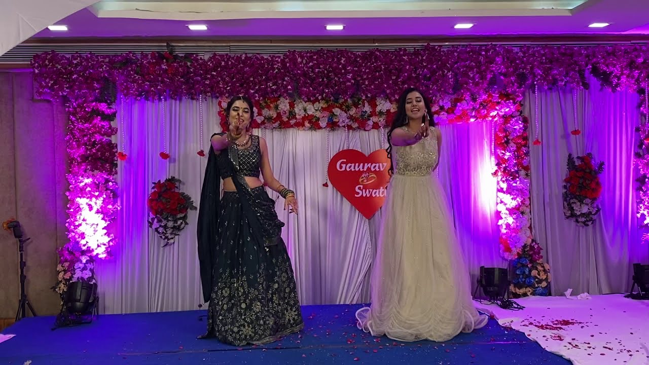 Phoolon ka Taaro ka sabka kehna hai