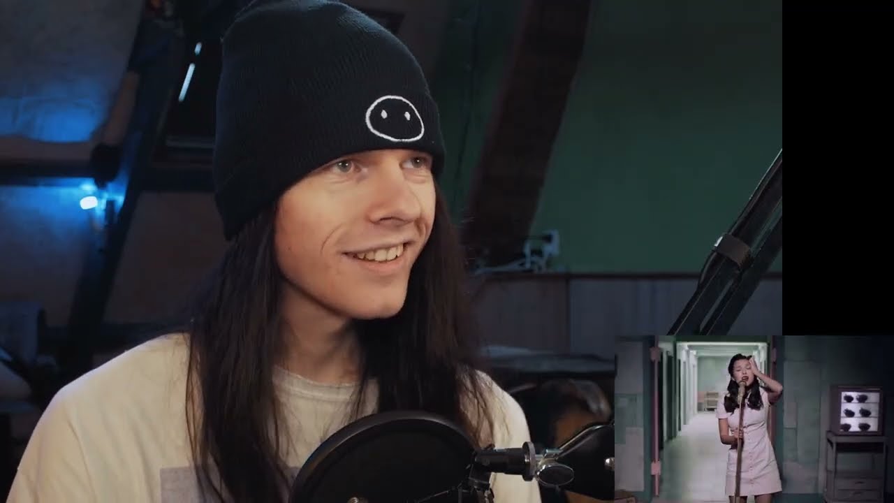 Olivia Rodrigo - the cure REACTION
