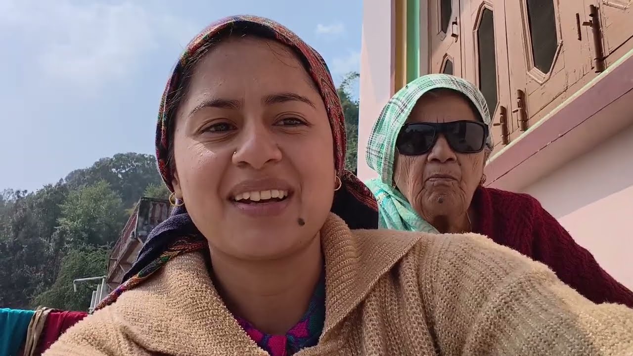 Aaj se holi start😍or aj mene banai tasty भट ki  churkani 🤤|Pahadi lifestyle vlog|🆎51 @Anjalii_uk02 