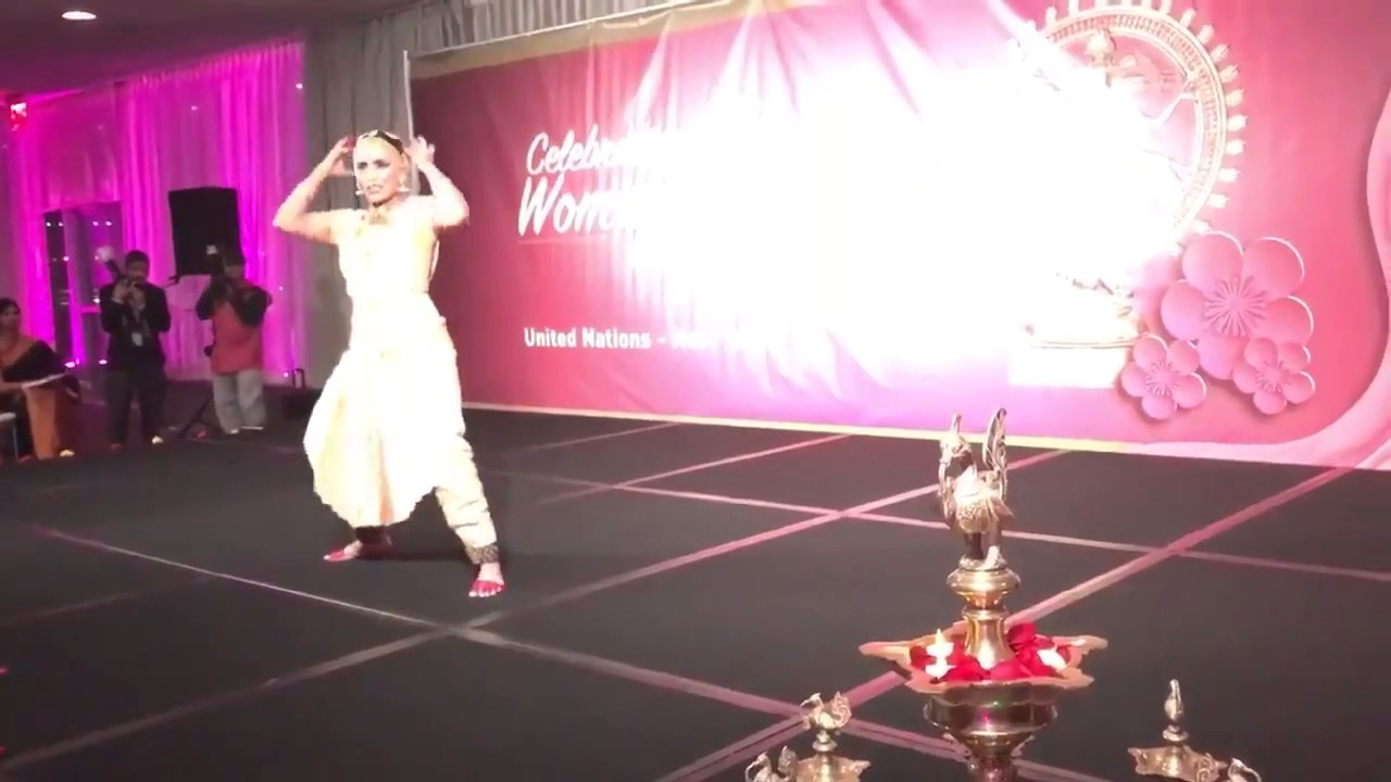 Aishwarya Dhanush Bharathanatyam Dance Performance at UN