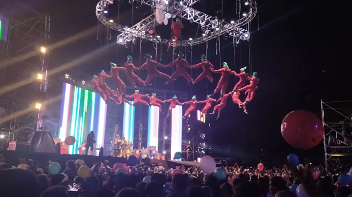 desfile de navidad en el municipio de Malvinas