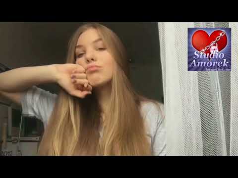Jej czarne oczy