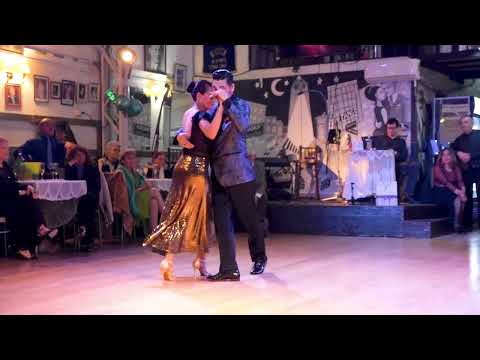 Al Galope - Francisco Castro (profesor) y Cecilia Acosta (alumna) - Santiago, Chile