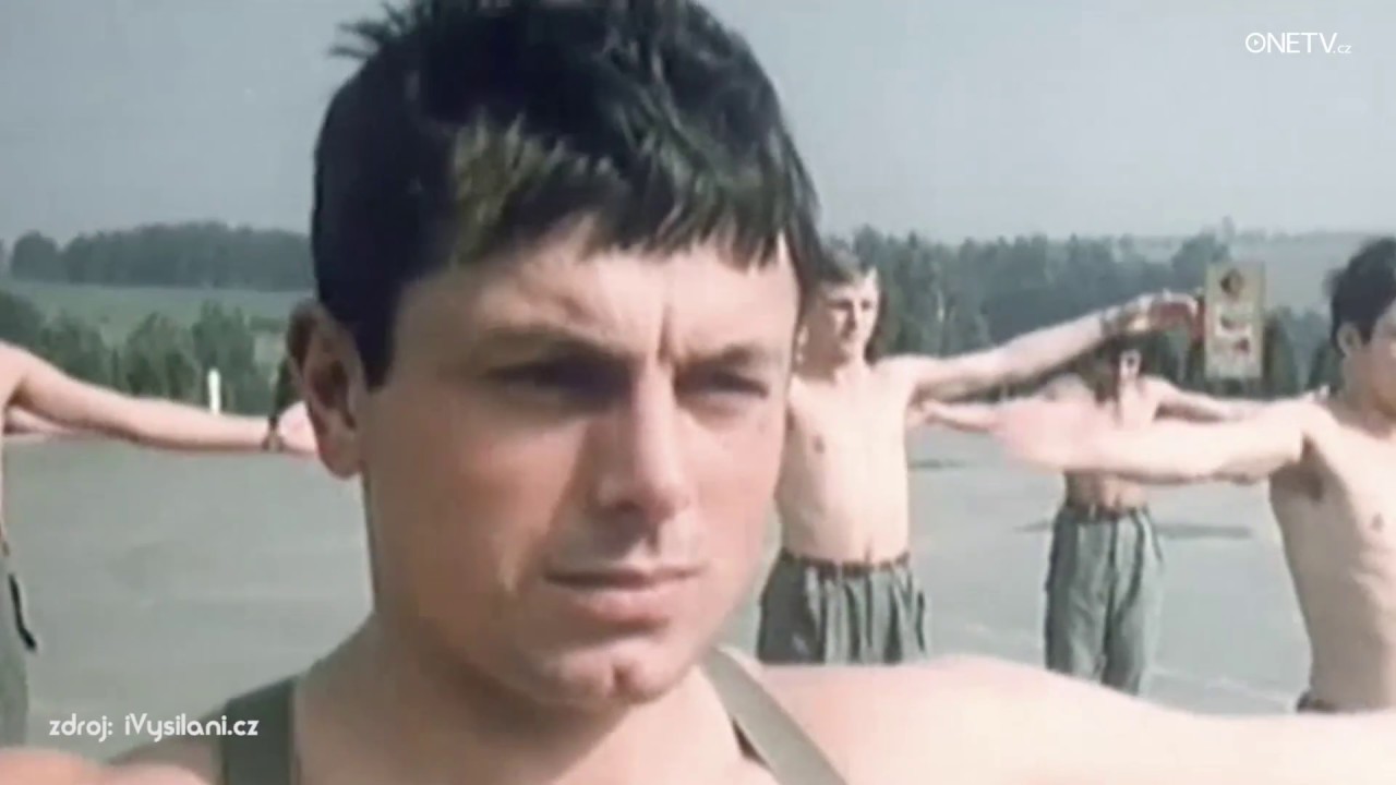 RETRO: Dnešní muži jsou ufňukánci, chybí jim pořádná VOJNA!