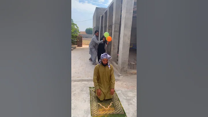 Namazi par Allah ki rehmat  Bachy par Allah ki rehmat (10) million #ytshorts #youtubeshorts #islamic