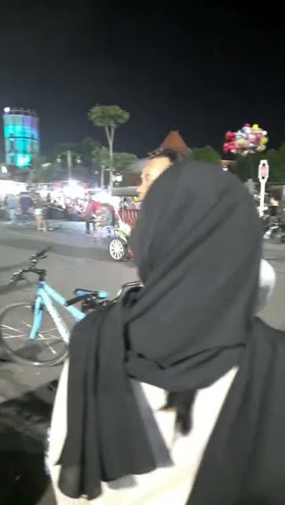 Suasana Malam Hari Sangat Ramai Di Taman Pancasila & Alun alun kota tegal