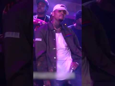 Chris Brown Vibing