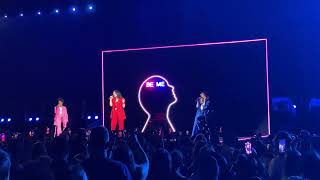 Laura Pausini - Siamo noi @RCF Arena Reggio Emilia #laurapausinibeme