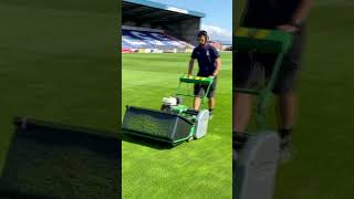 Caledonian Thistle Head Groundsman Dale Stephen at work with his G860 ⚽