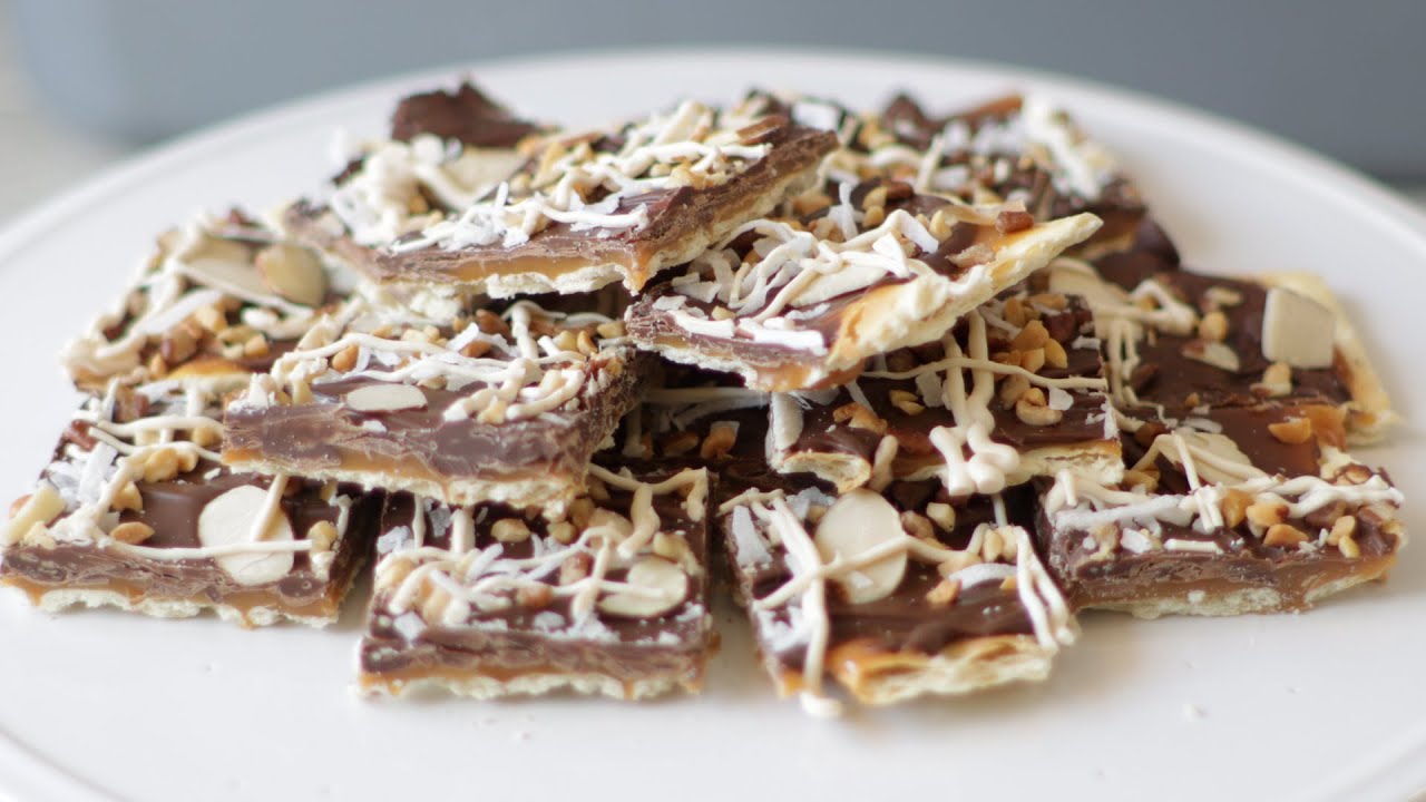 How to Make Saltine Cracker Candy Saltine Cracker Toffee Christmas