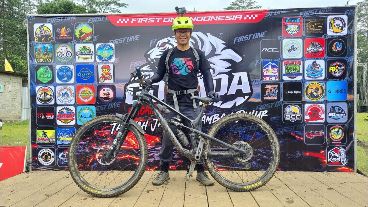 Balapan dengan E-Bike di Jalur Tanjakan Gotada 29 Gunung Malang Jember