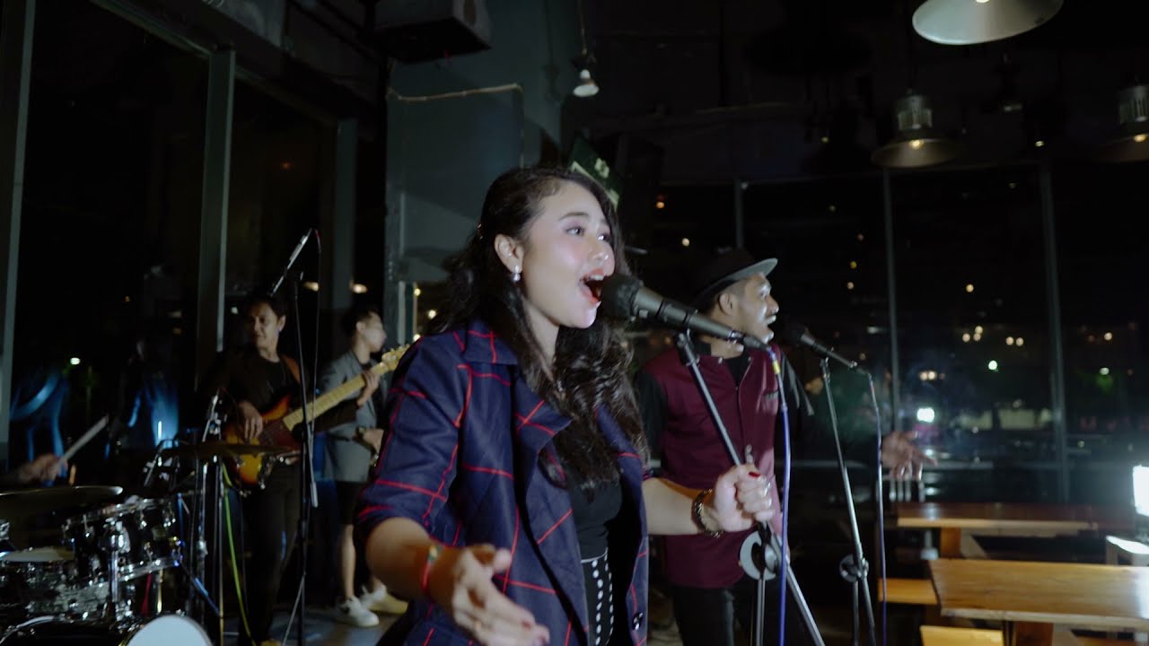 MCBEAT Music Live Session at H.O.B Solo