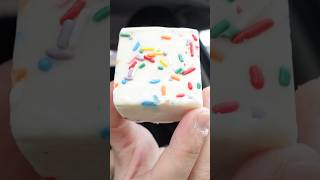 Trying Buc-ees Snacks! 🍩 #bucees #buceessnacks #foodreview #tastetest