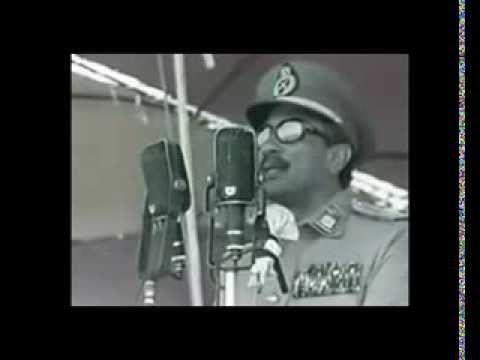 فيديو نادر وحصري العرض العسكري الذي حضره السادات وقت حرب اكتوبر 1973 في سيناء كامل