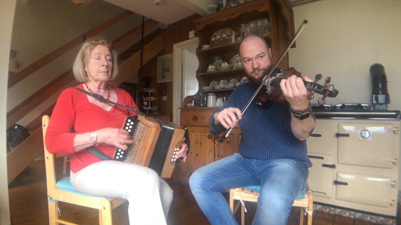 Fergal Scahill's fiddle tune a day 2017 - Day 82 - Mulhaire's No.4