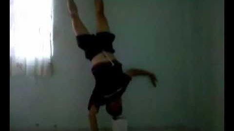 Convict Conditioning Step 8 1/2 One-Arm Handstand Pushups