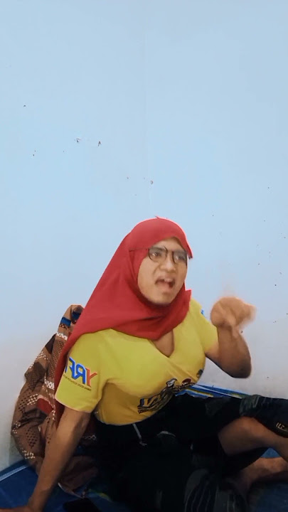 Kopi 'DEK'. Parodi dangdut koplo ADELLA