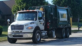 WM Freightliner Heil SST side loader!