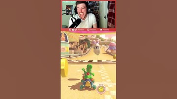 STREAMER RAGES AT TWITCH VIEWER FOR RUINING MARIO KART RACE!