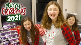 CHRISTMAS DAY SPECIAL OPENING PRESENTS 2021 | MAJOR SURPRISE MAIN PRESENT! by Fun Family Three 79,143 views 2 years ago 16 minutes