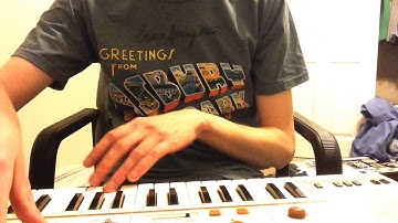 Casiotone MT40 demo (kylelovesguitar)