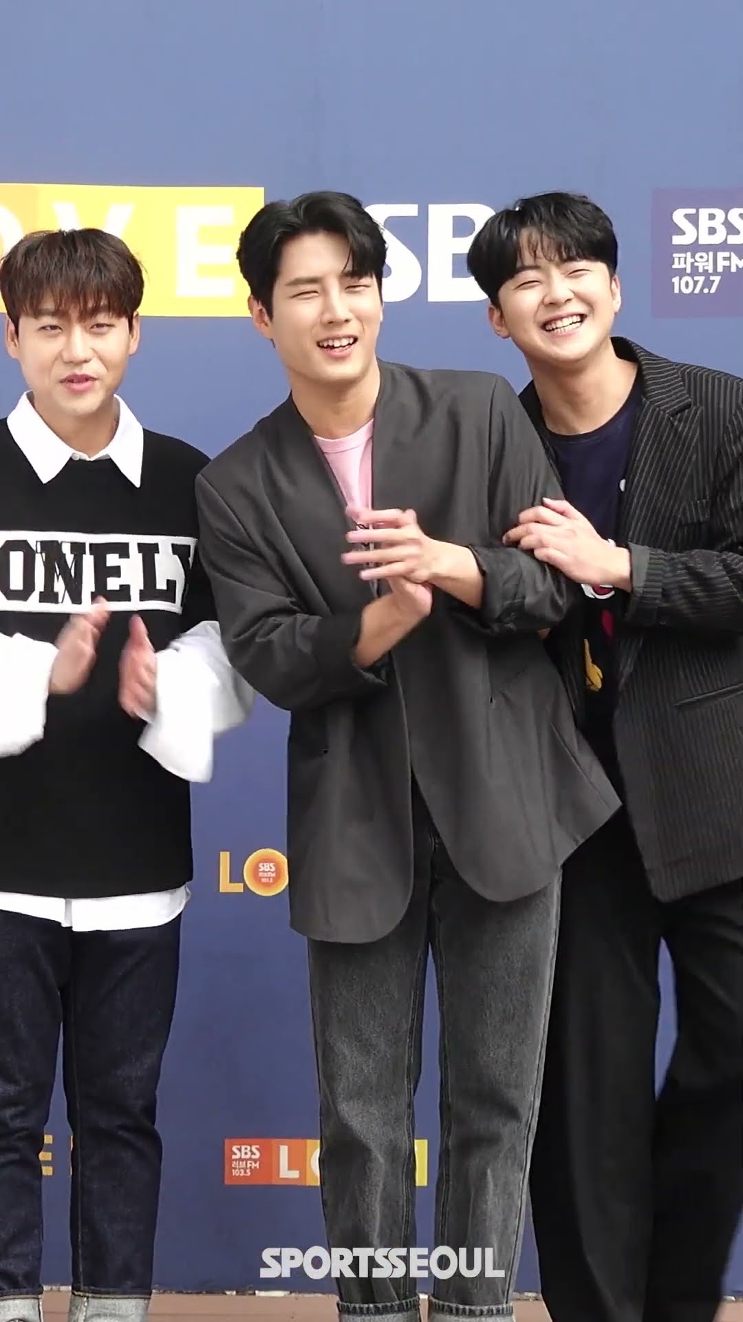 불타는 F4(BTF4) 김중연, 아이돌 비주얼