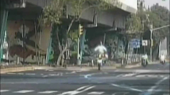 Police Motorcyclist Doesn't Recognize Speed Bump