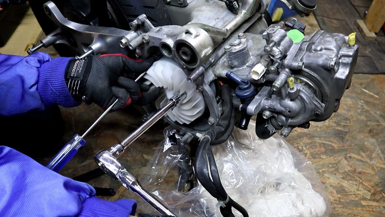 エンジンだけにする【PCX125 JF28】 - YouTube