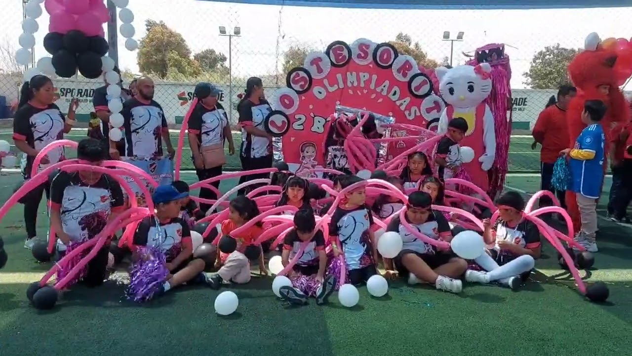 Maximiliana Velázquez de sotillo, los tesoritos del 2b