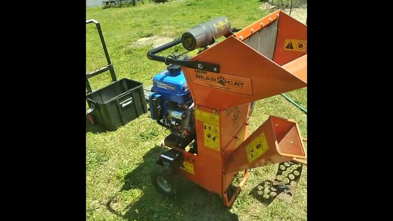 REMOVING BLADES ON A BEARCAT SC=3206 3" CHIPPER SHREDDER ECHO YouTube