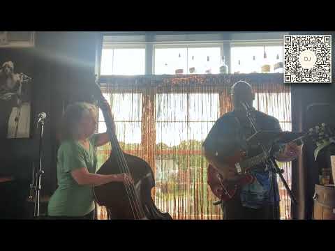 Last mango in Paris - Jimmy Buffett cover w/ Lori Arsenault at Sidecar, Wine & Whiskey in Gorham, ME