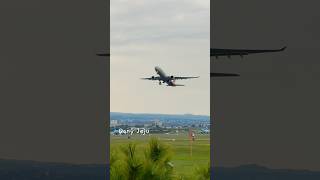 Asiana Airlines Airbus A330-323 Takeoff from Runway 07 at Jeju Airport