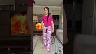 Mutlu Kaya - Yaprak Döker Bir Yanımız Bir Yanımız Bahar Bahçe 🤍🖤