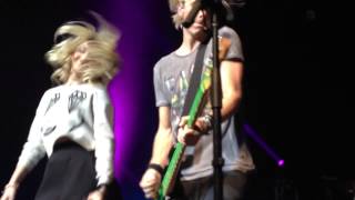R5 - Love Me Like That - UP CLOSE - Reading PA - 11/26/14 - HD