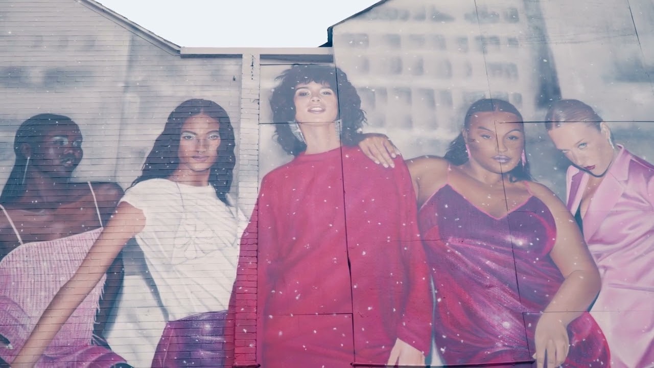 H&M Christmas Mural - Manchester