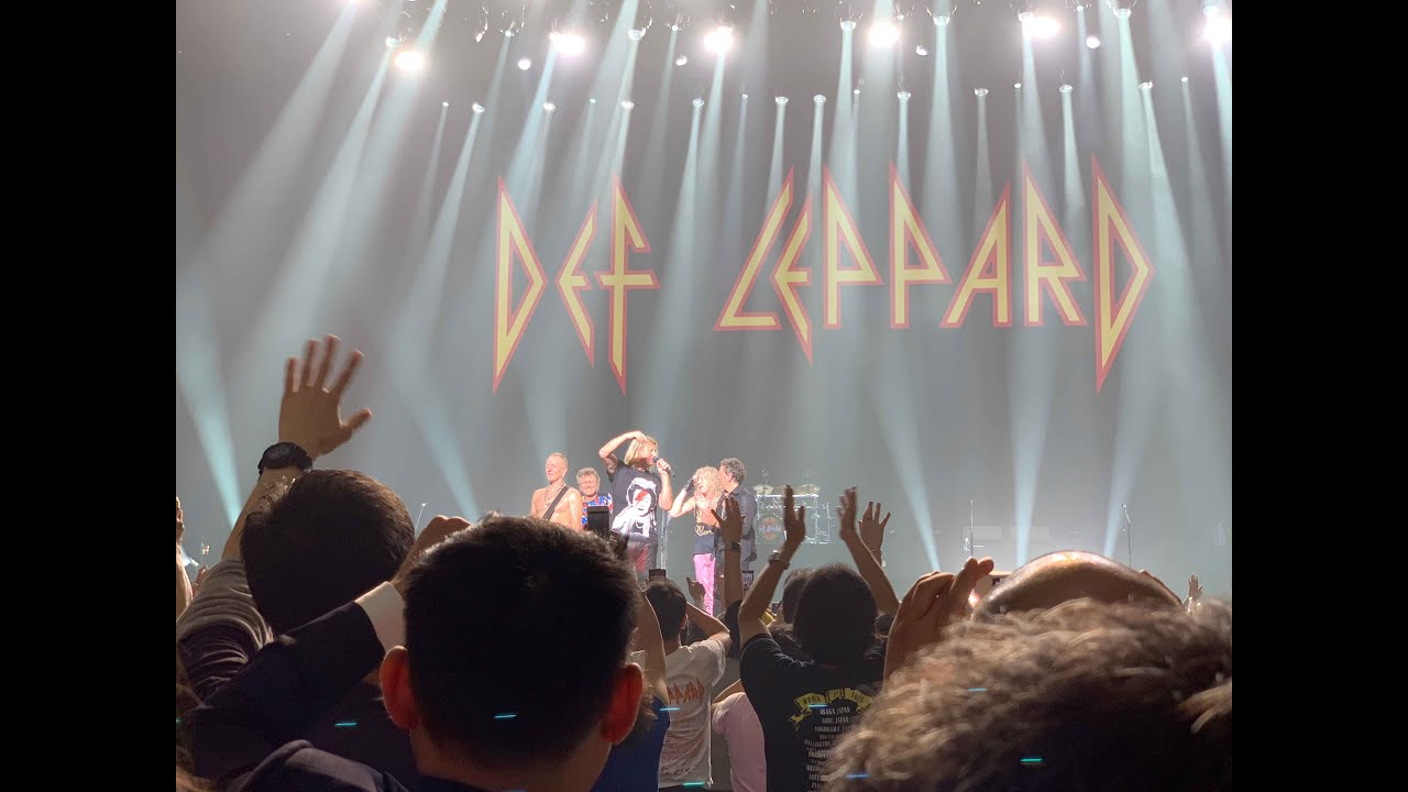 Def Leppard Hysteria + More Tour2018 Rock Of Age~Photograph - YouTube