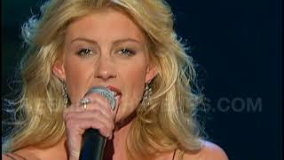 Faith Hill- &quot;When The Lights Go Down&quot; Live 2003 (Reelin&#39; In The Years Archive)