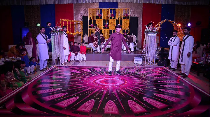 Pakistani Wedding Best Mhendi Dance 2018 - Mujtaba...