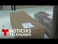 Ecuador sepulta a fallecidos por coronavirus en ataúdes de cartón | Noticias Telemundo