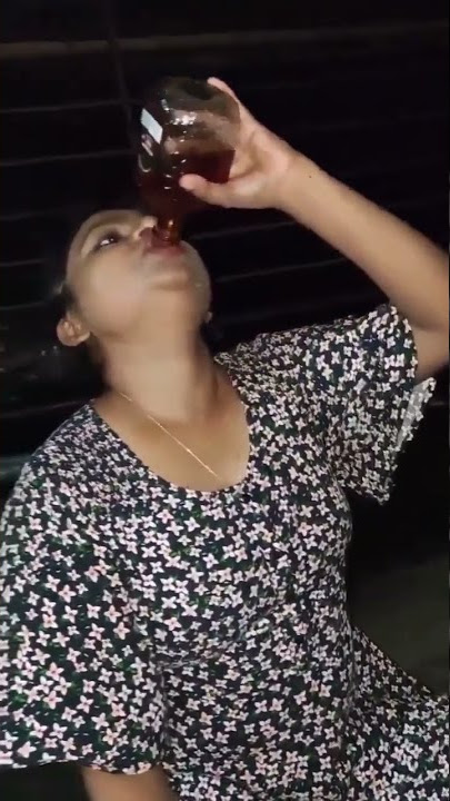 Gadis minuman India 🍾 #pendek #india #gadis #videopendek